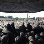 Satsang. Le Maître et les officiants